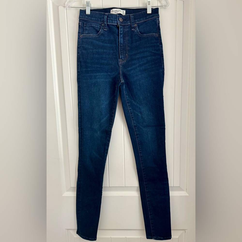 Abercrombie & Fitch Women’s Dark Blue Super Skinny High Rise Jeans 25-L